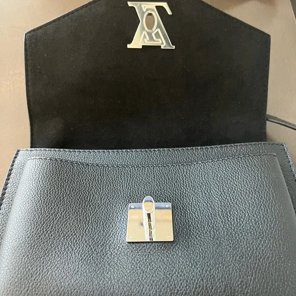 Louis Vuitton MyLockme Chain Bag - MINT CONDITION - Black Leather, Silver - Picture 3 of 8